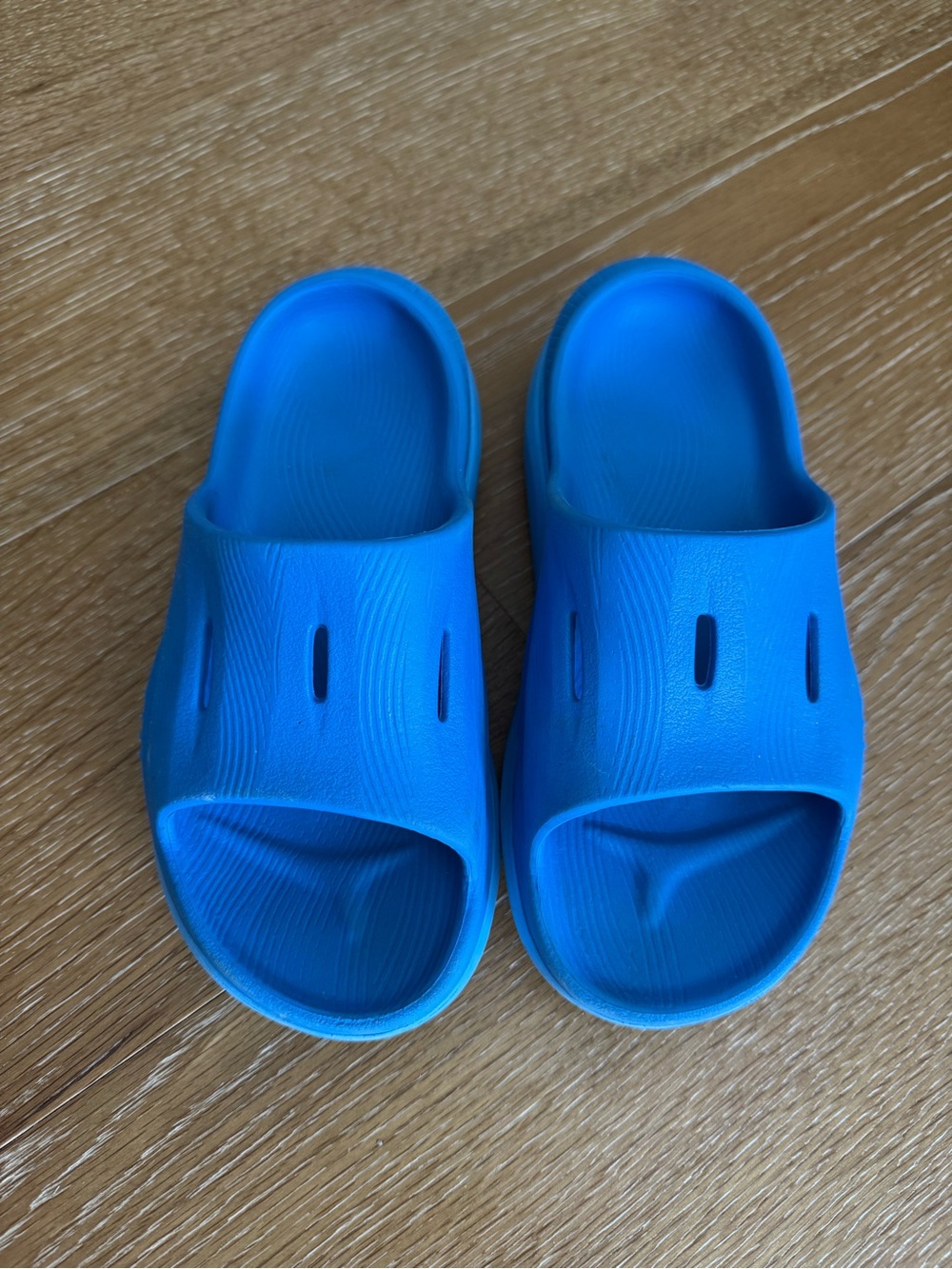Women’s Hoka Recovery Slides 5 blue